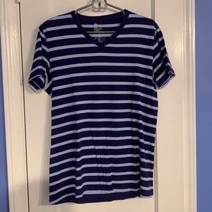Gap Essentials Striped V Neck Size S